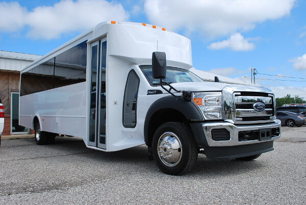 Grapevine 18 Passenger Limo Bus