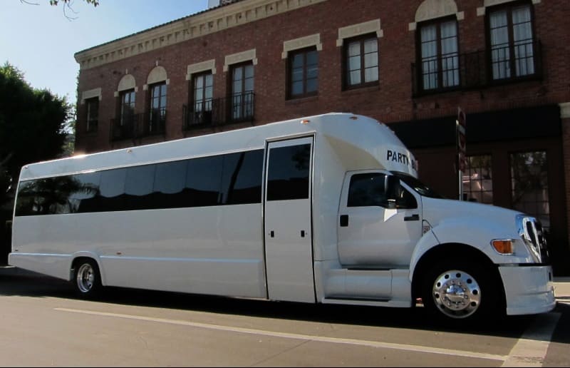 Grapevine 30 Passenger Party Bus White